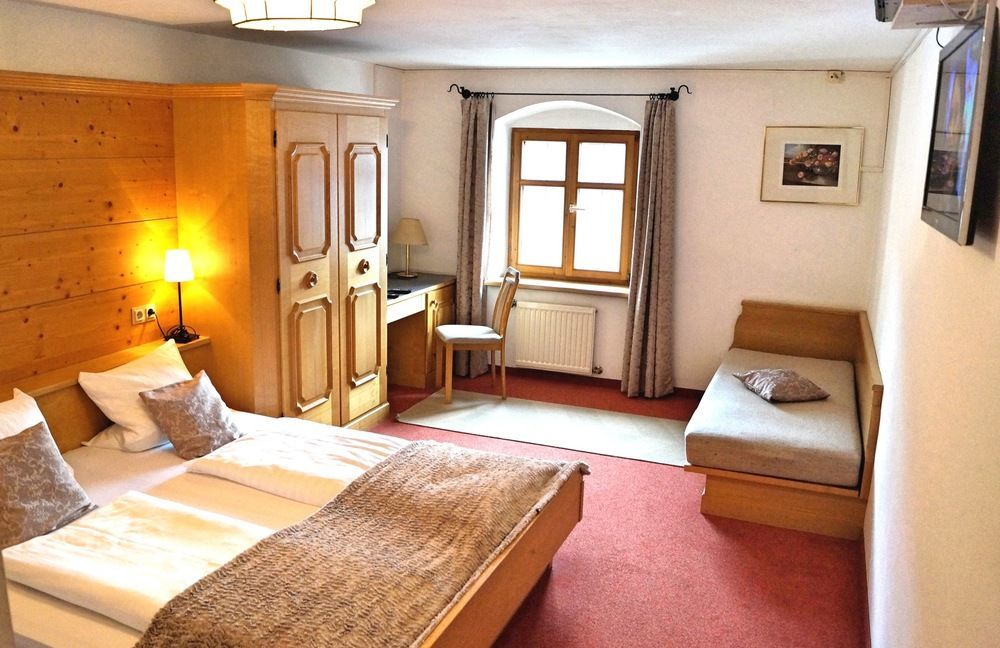 Hôtel Gasthof Zum Schupfen à Innsbruck Extérieur photo